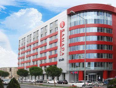 מלון Ramada Plaza By Wyndham 4*