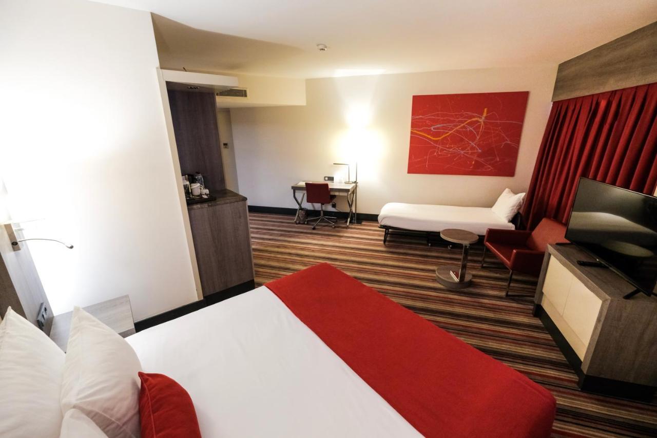 Ramada Plaza By Wyndham מלון 4*