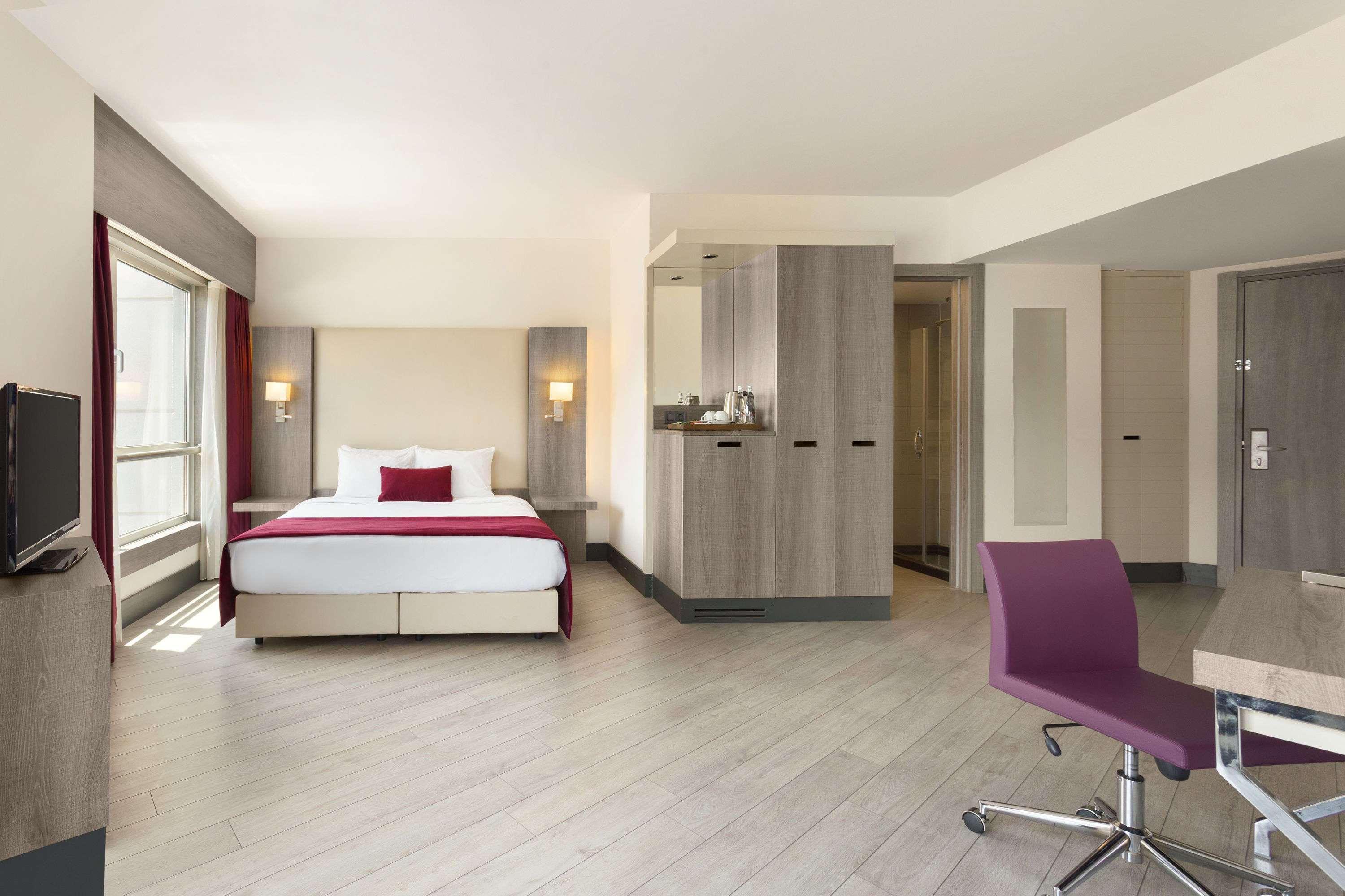 Ramada Plaza By Wyndham 4*