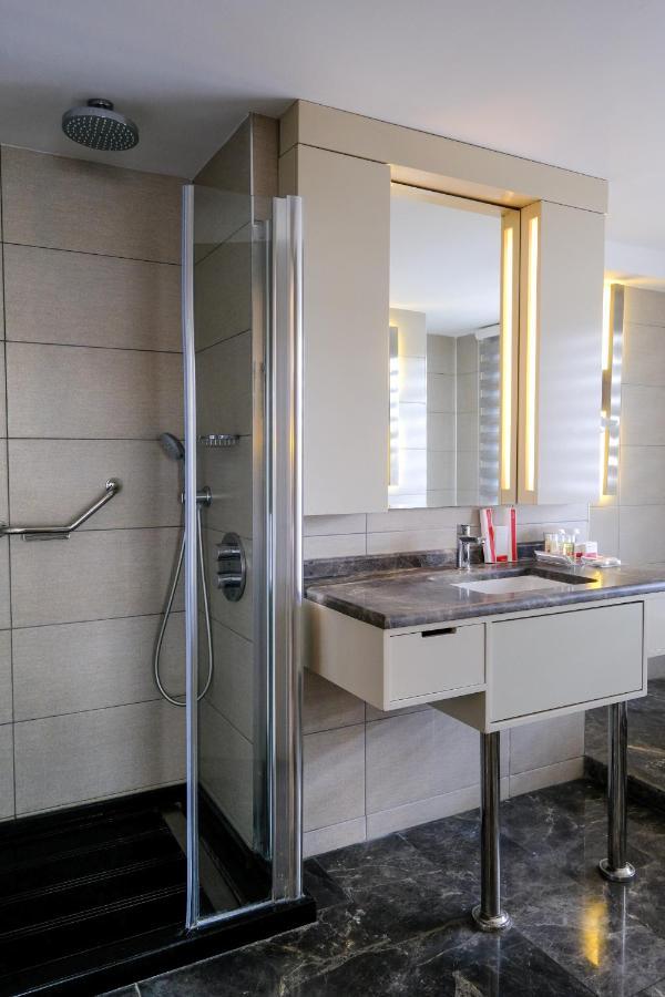 Отель Ramada Plaza By Wyndham 4*