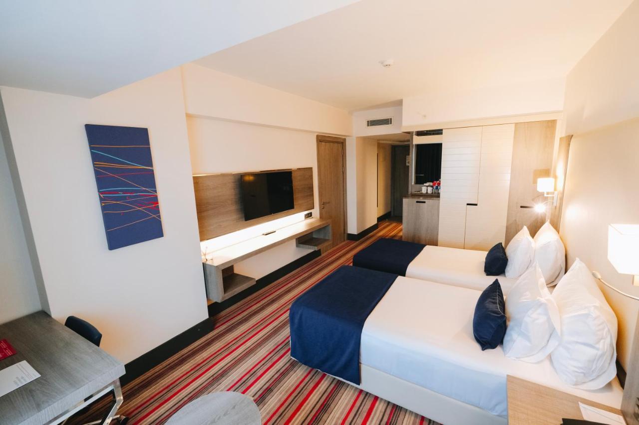 Ramada Plaza By Wyndham