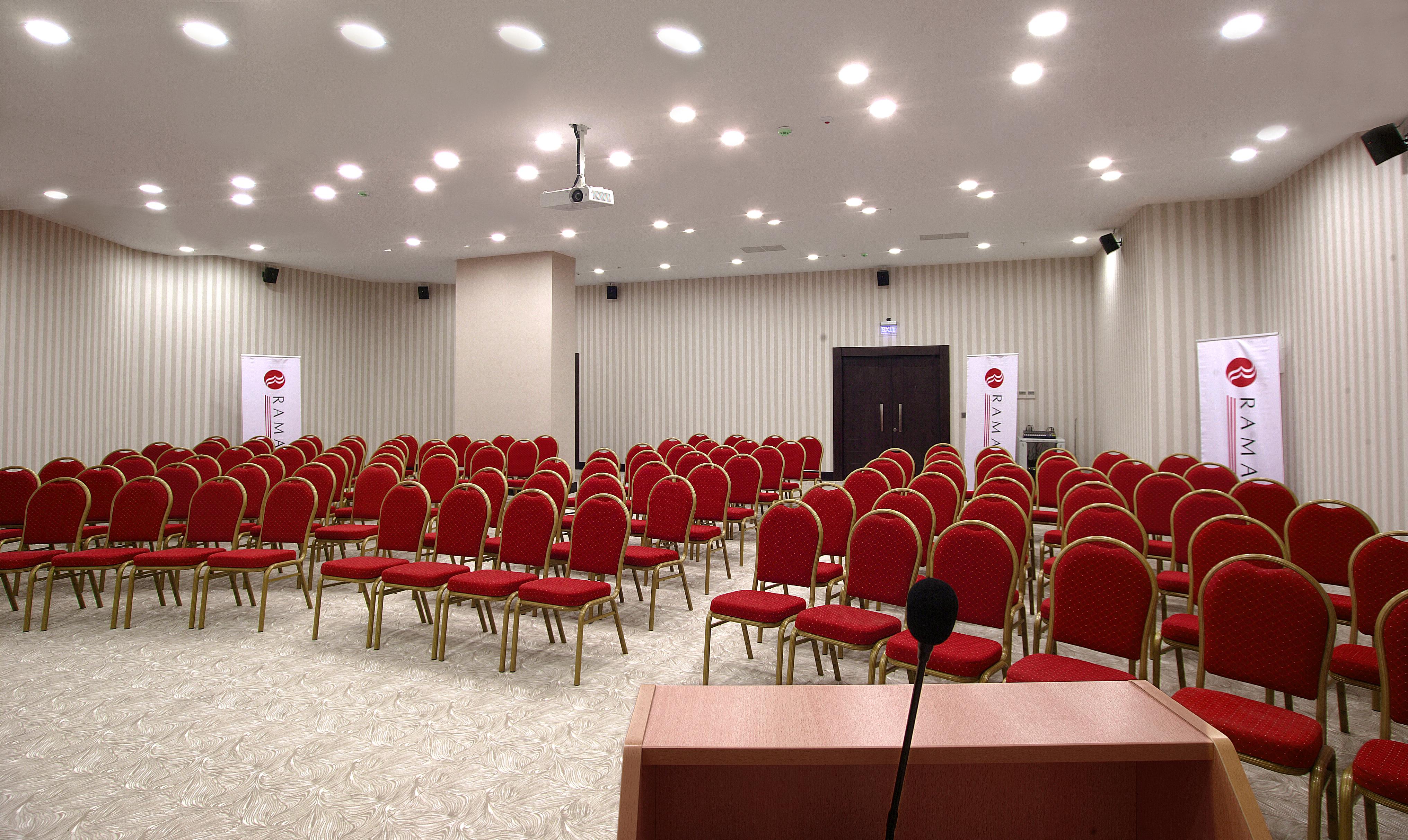 Отель Ramada Plaza By Wyndham